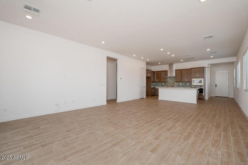 Tri Pointe Terraza 141 - Great Room and