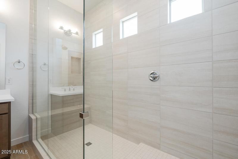 Tri Pointe Terraza 141 - Primary Bathroo