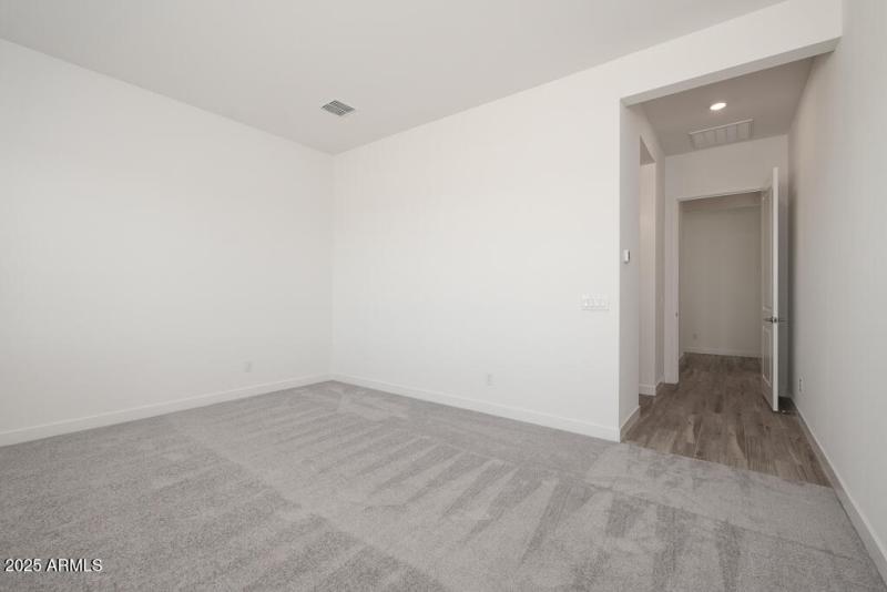 Tri Pointe Terraza 143 - Priamry Suite-4