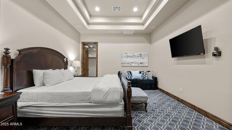 Paradise_Hills_Estate_4-18