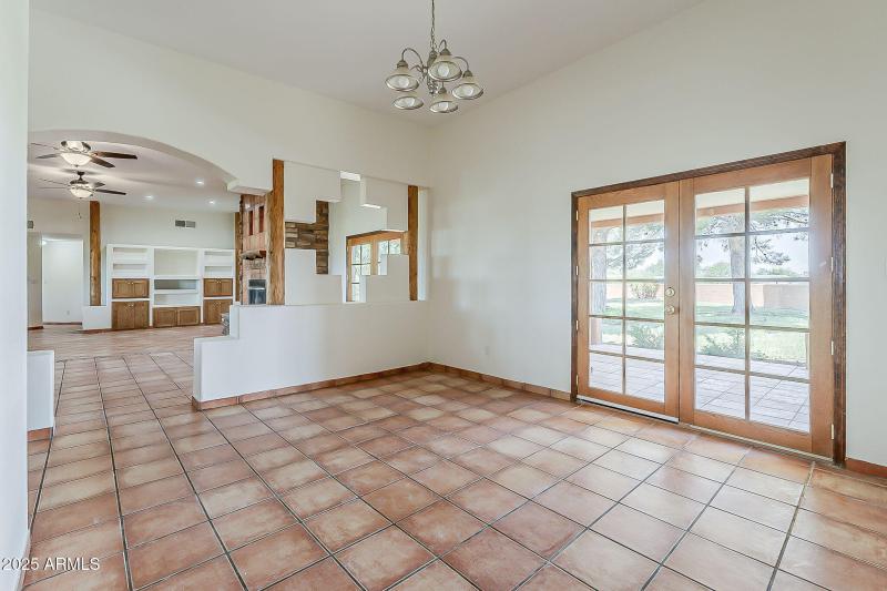 20-web-or-mls-Linda-20