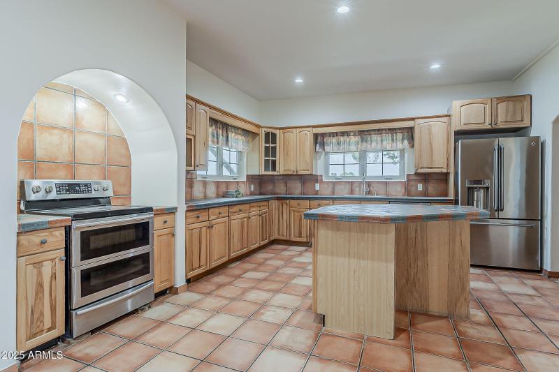 29-web-or-mls-Linda-29