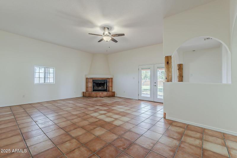 38-web-or-mls-Linda-38