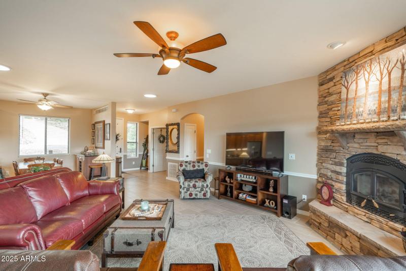 29-web-or-mls-4995-cactus-pl