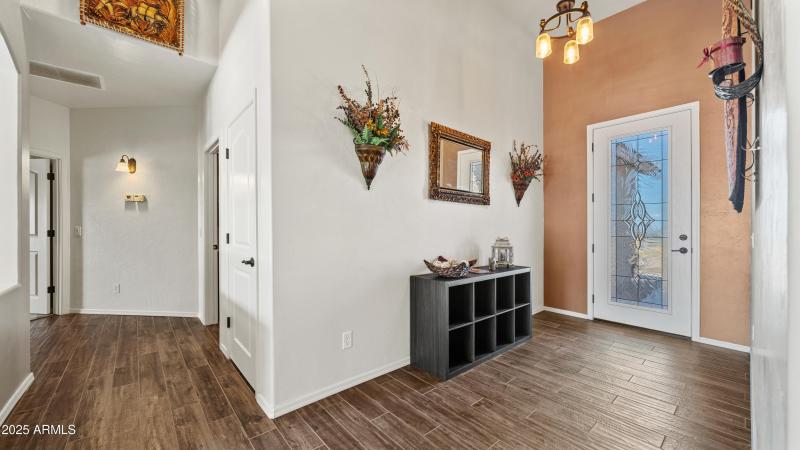 Interior - 6233 E Molly Dr-2