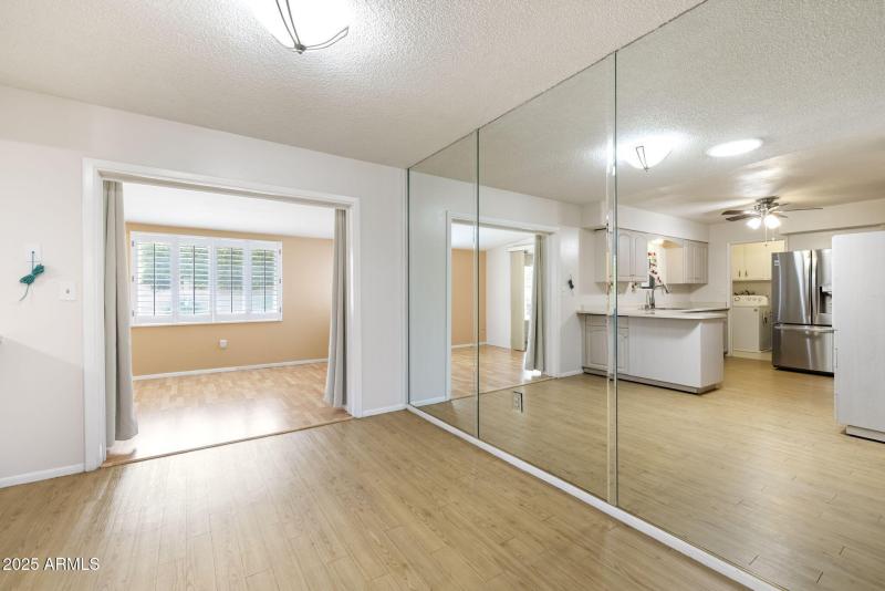 10222 N 105th Dr, Sun City - 215