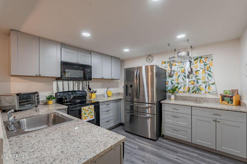 10-web-or-mls-Silverton-10