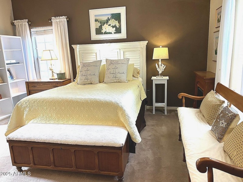 Primary bedroom w/lots of windows!