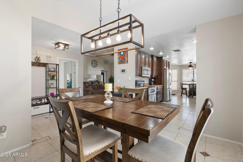 Formal dining & eat-in kitchen!