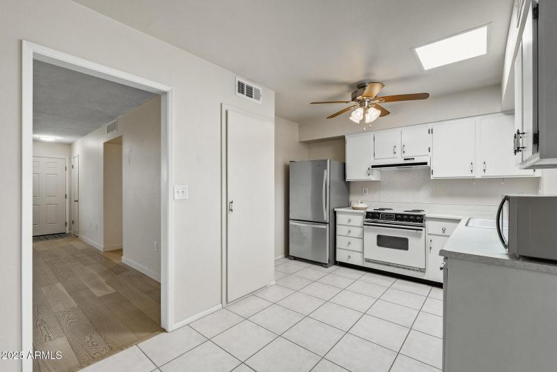 13_13671_N_111th_Ave13_mls