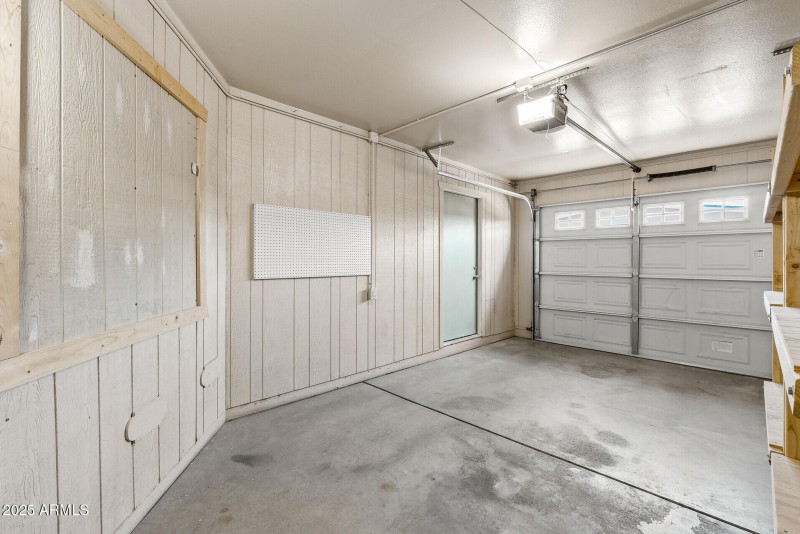 38_13671_N_111th_Ave38_mls