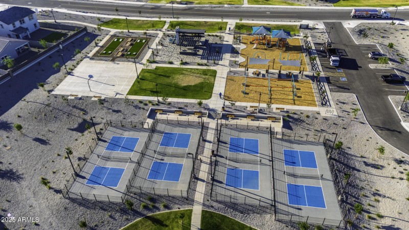 37390 W Merced St -32