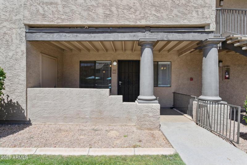 2-web-or-mls-5995-n-78th-st-1043