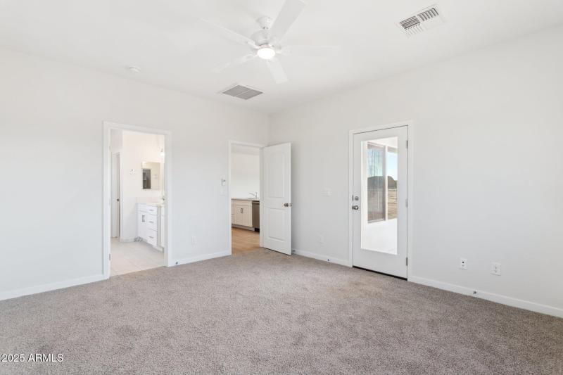 15-web-or-mls-22254-w-skinner-rd