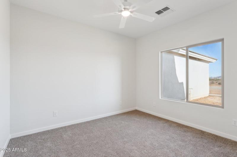 24-web-or-mls-22254-w-skinner-rd