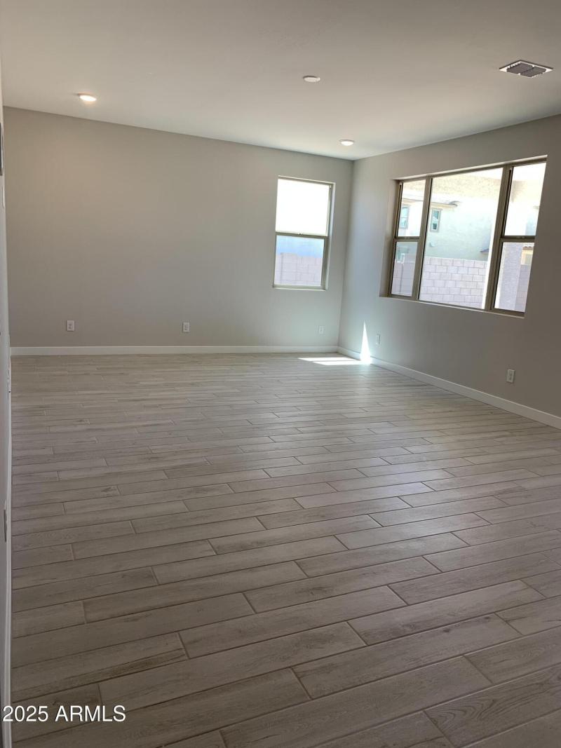 Mar Lot 5 - Great Room