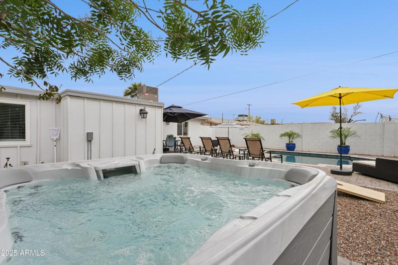 41-print-1142-e-tempe-dr