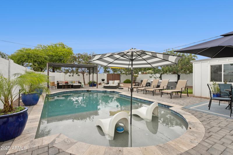 37-print-1142-e-tempe-dr