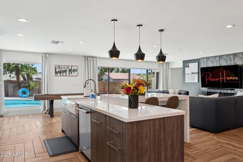 16-web-or-mls-5301-e-tierra-buena-ln