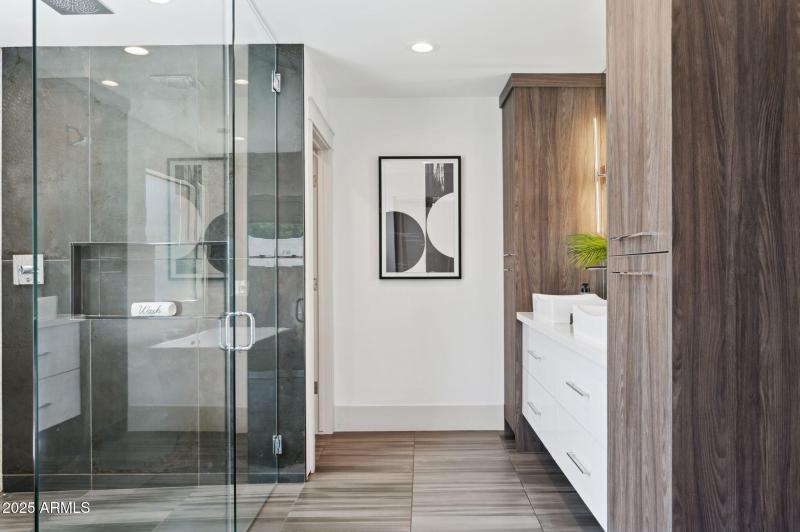 23-web-or-mls-5301-e-tierra-buena-ln