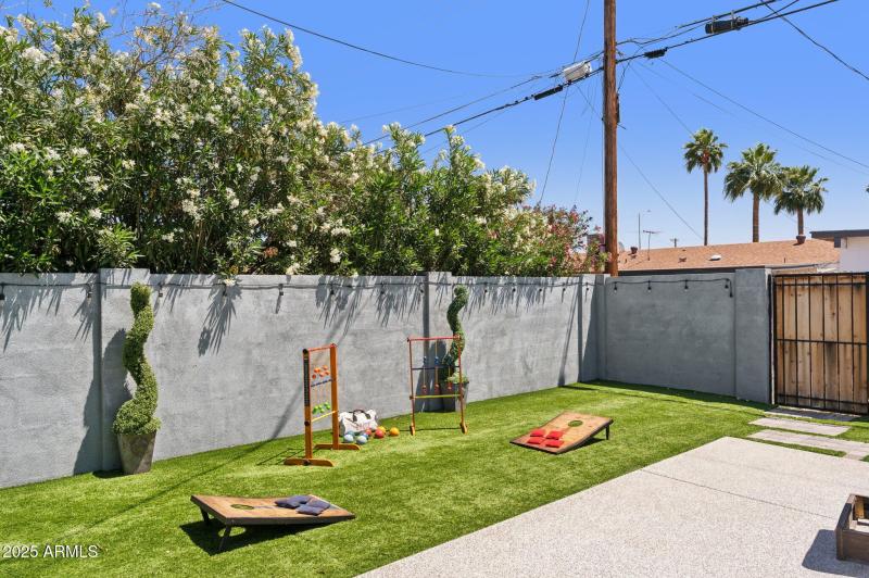 43-web-or-mls-6907-e-willetta-st