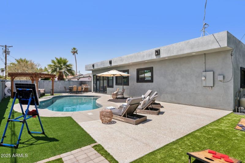 46-web-or-mls-6907-e-willetta-st