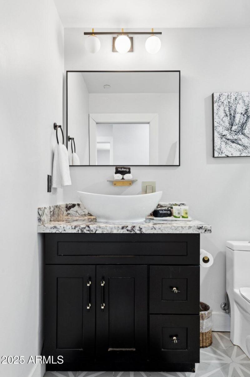 62-web-or-mls-6907-e-willetta-st