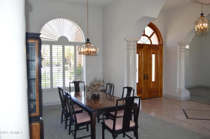 Dining room DSC_0033