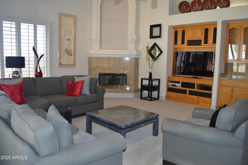 Family room DSC_0010