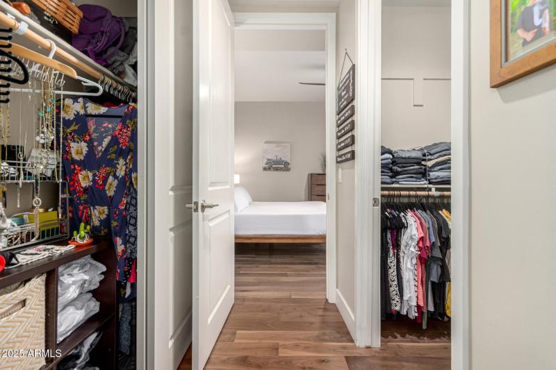His & Hers (walk in) Closets