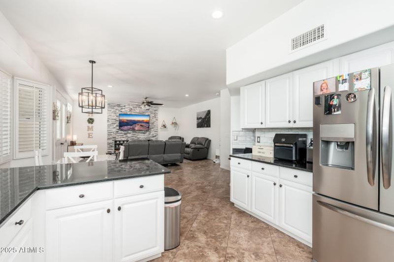 13 W Silverwood Dr - 13