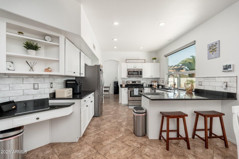 13 W Silverwood Dr - 14