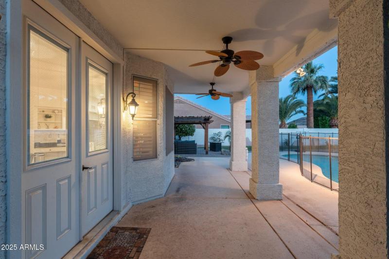 13 W Silverwood Dr - 54