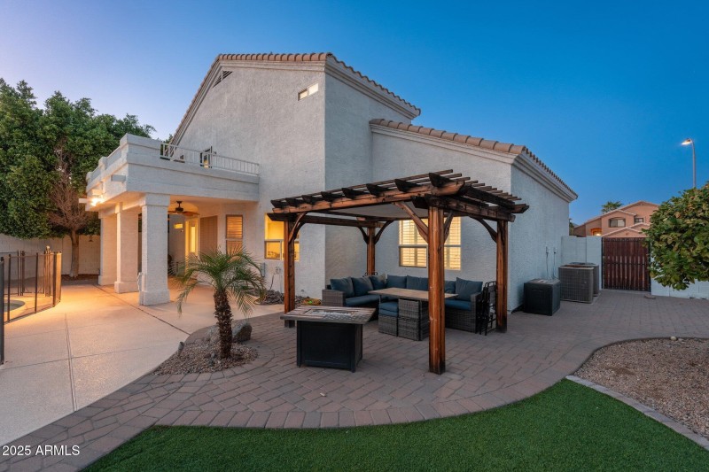 13 W Silverwood Dr - 61