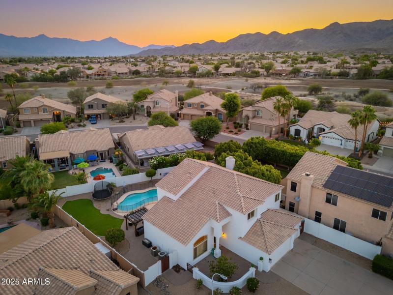 13 W Silverwood Dr - 77