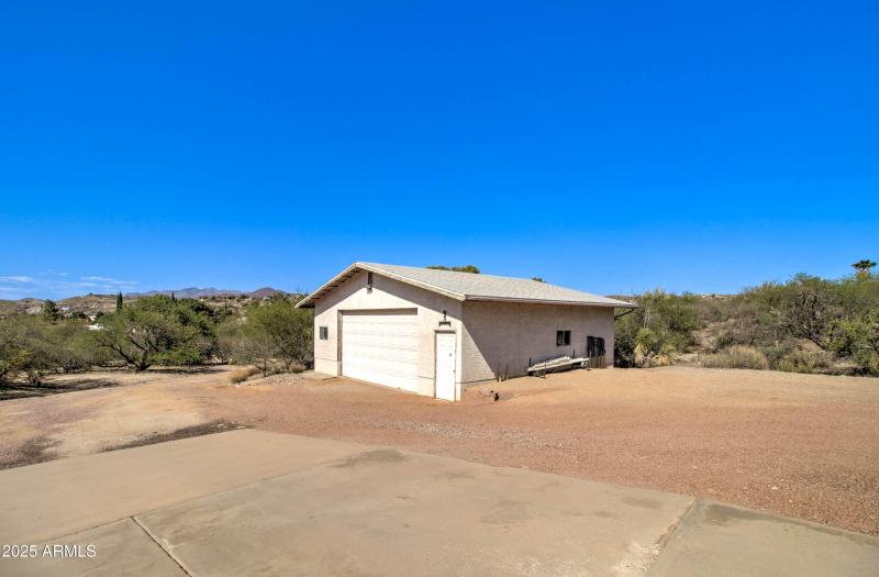 5808 Miami Gardens Dr-11