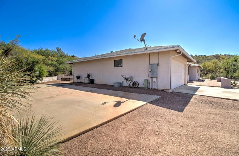 5808 Miami Gardens Dr-12