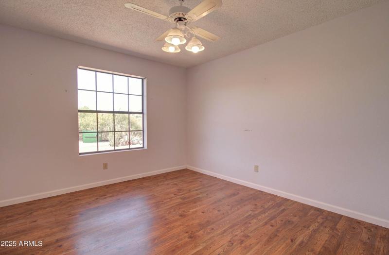 5808 Miami Gardens Dr-39