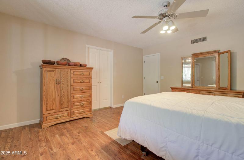 5808 Miami Gardens Dr-48