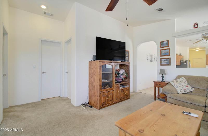 127 S Theodore Ln-20