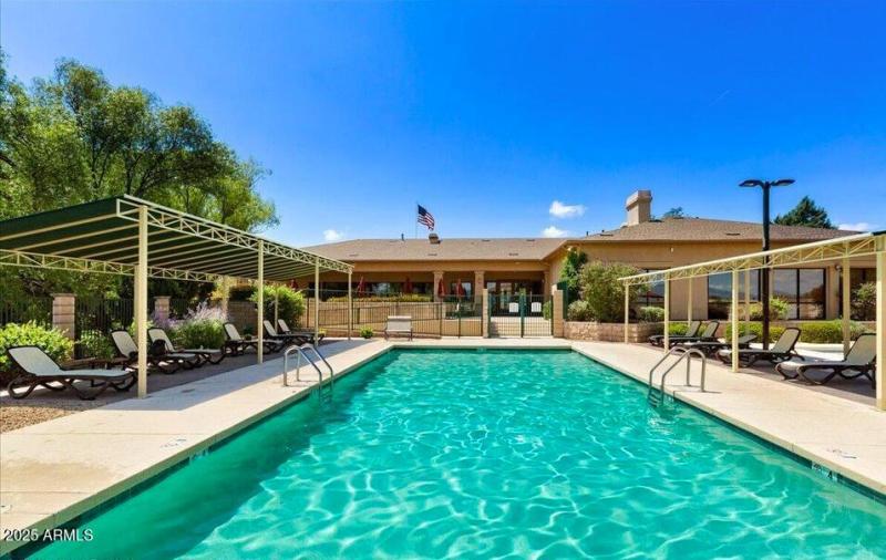 16e - Granville - Mountain View Clubhous