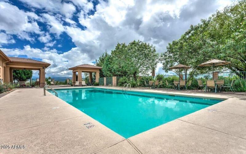 16f - Granville - Mountain View Clubhous