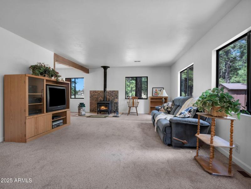 12-web-or-mls-TimberCreekImagery-5