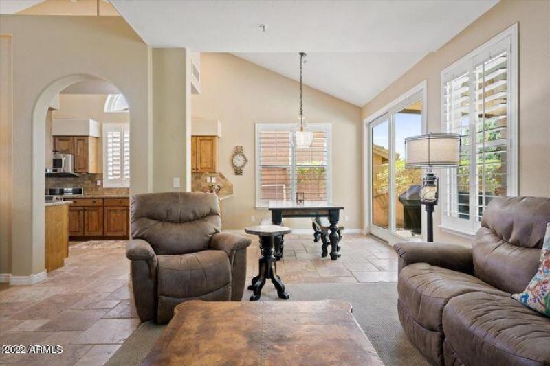 20220505173447835888000000-o