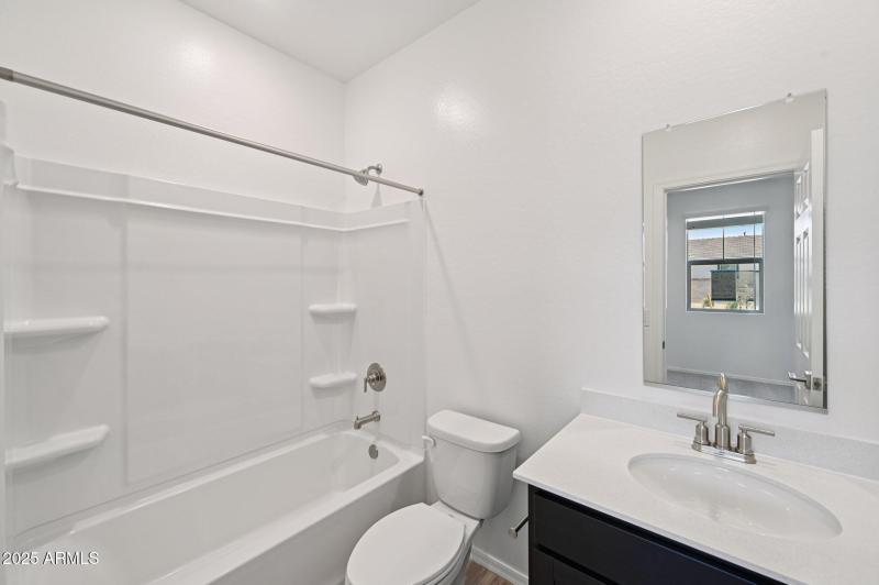 19-web-or-mls-S 240th Ln-1106-019