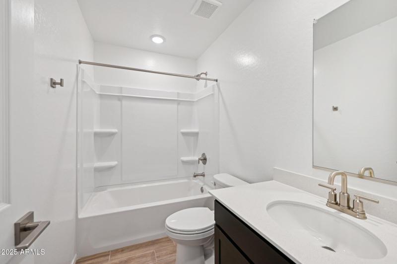 34-web-or-mls-S 240th Ln-1106-034