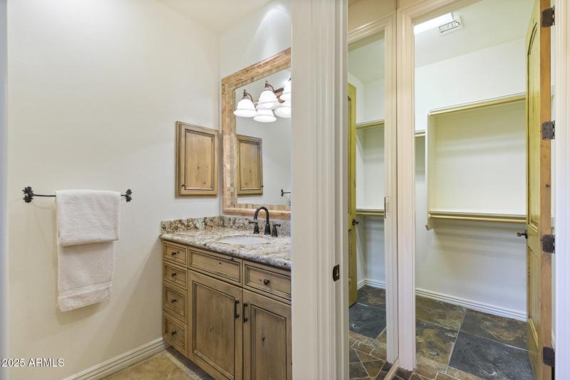 West Wing - Bathroom 4