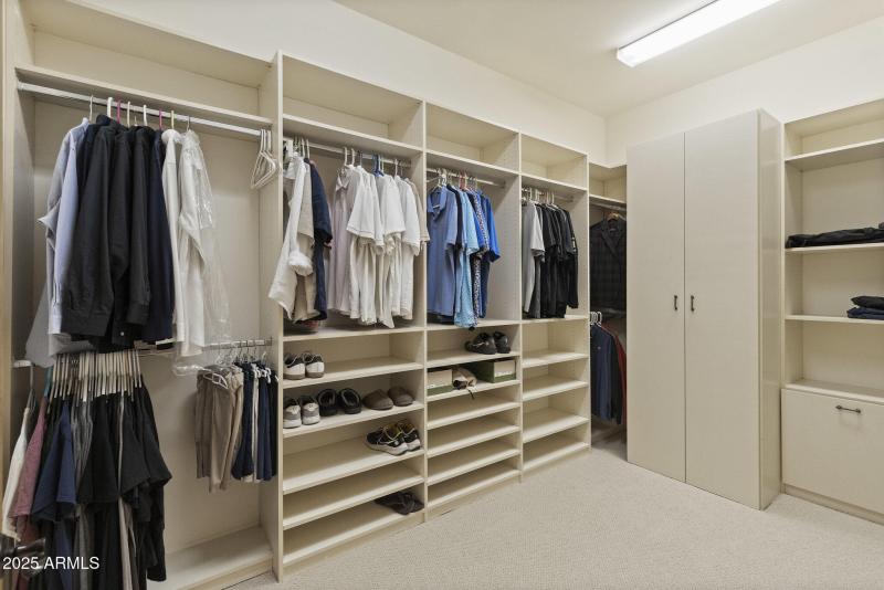 West Primary Walk In Closet