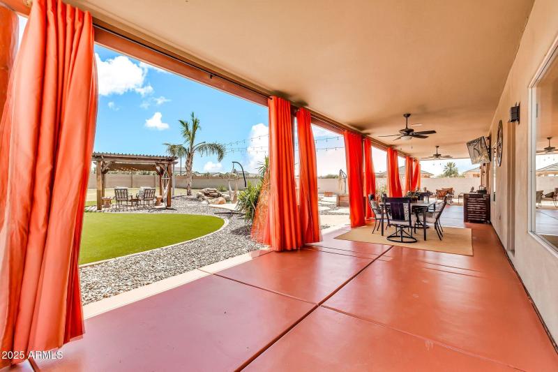 2699 E Claxton Rd-53