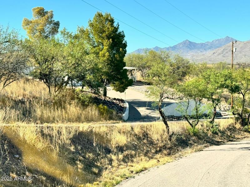 39bd2f98-8885-405a-84a0-dea1caef363f